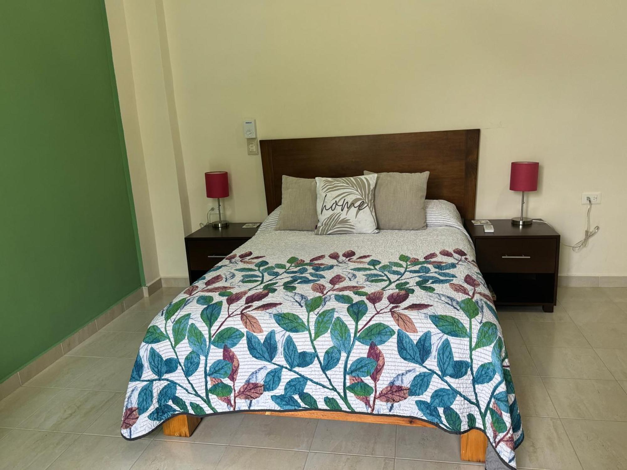 Bed and breakfast Butterfly House